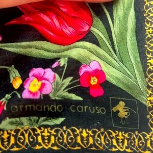 Armando Caruso scarf - black with flowers print